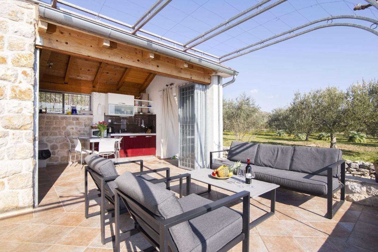 Holiday Home Olive Sibenik Bagian luar foto