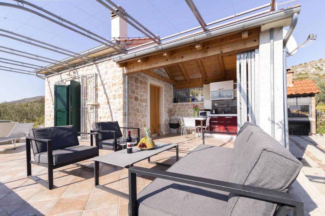 Holiday Home Olive Sibenik Bagian luar foto