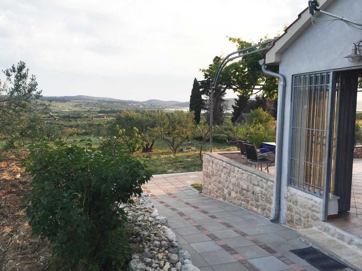 Holiday Home Olive Sibenik Bagian luar foto