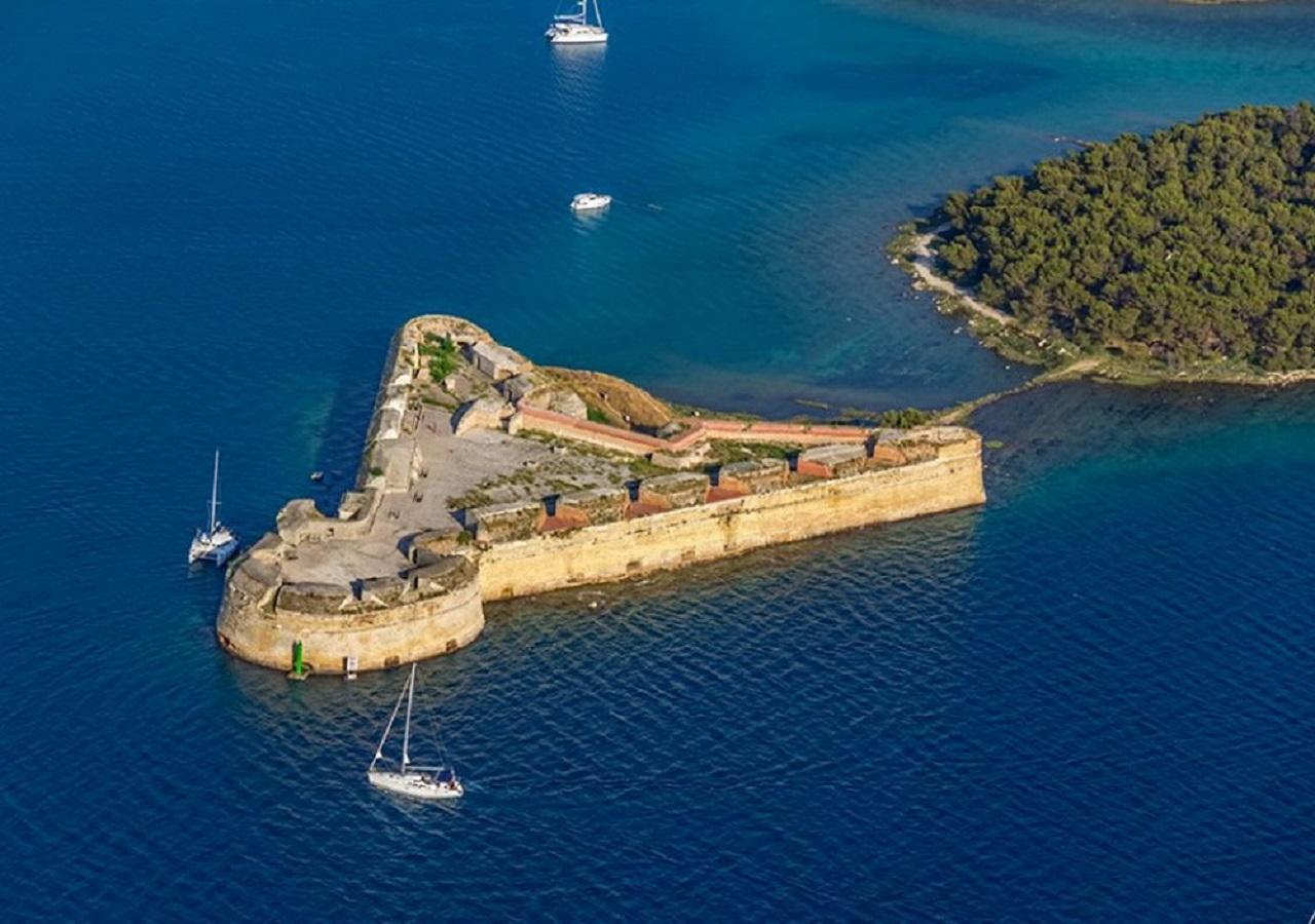 Holiday Home Olive Sibenik Bagian luar foto