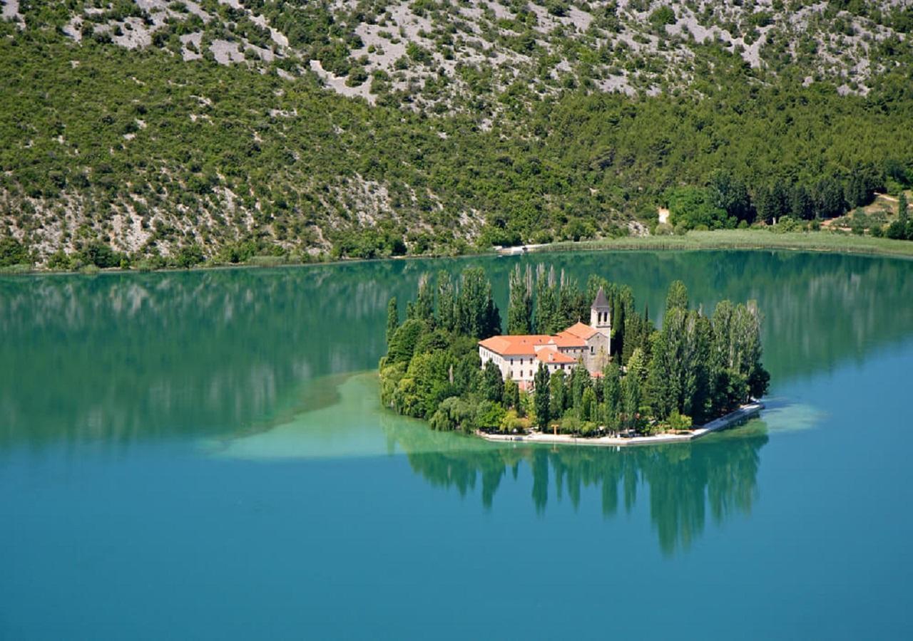Holiday Home Olive Sibenik Bagian luar foto